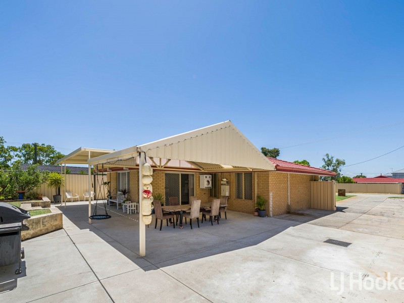 5 Tawny Way, Thornlie WA 6108