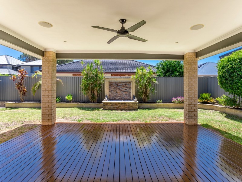 9 Mansfield Way, Piara Waters WA 6112