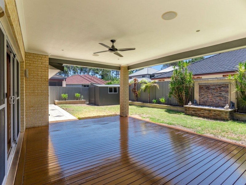 9 Mansfield Way, Piara Waters WA 6112