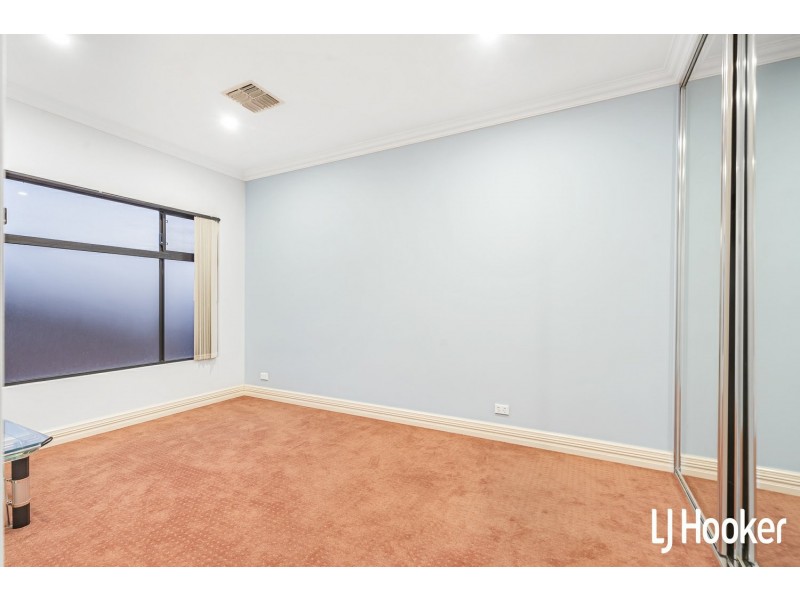 31 Michigan Turn, Southern River WA 6110