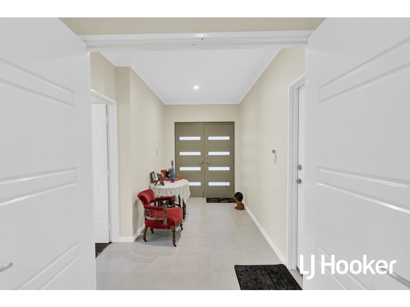 83 Daleford Way, Southern River WA 6110