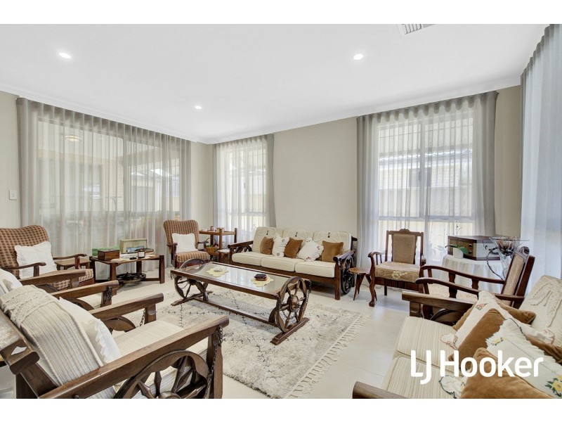 83 Daleford Way, Southern River WA 6110