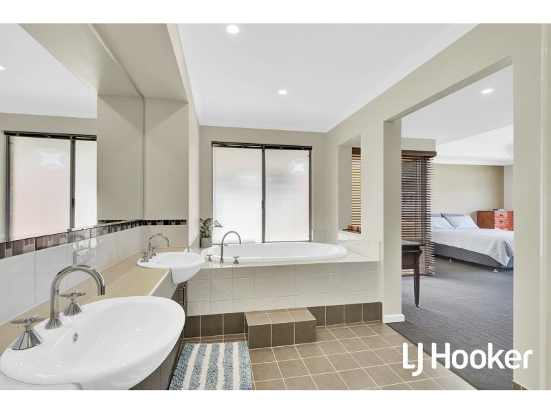 83 Daleford Way, Southern River WA 6110