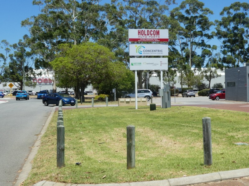 2/15 Blackburn Street, Maddington WA 6109