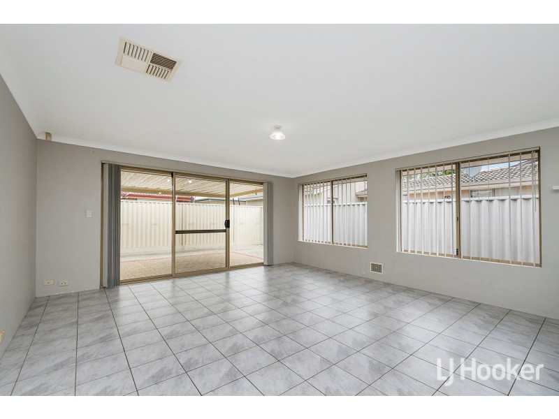 5 Chenies Rest, Gosnells WA 6110