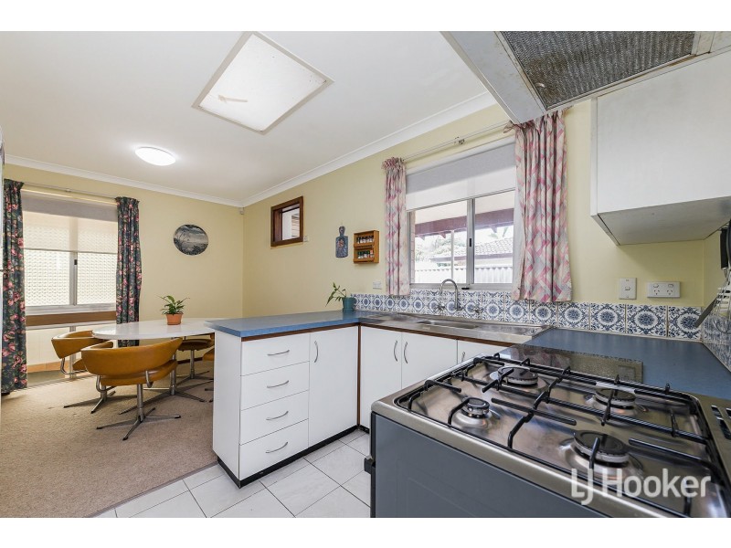 11 Chevalier Way, Thornlie WA 6108