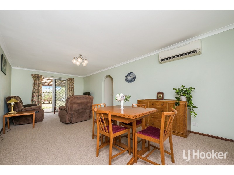 11 Chevalier Way, Thornlie WA 6108