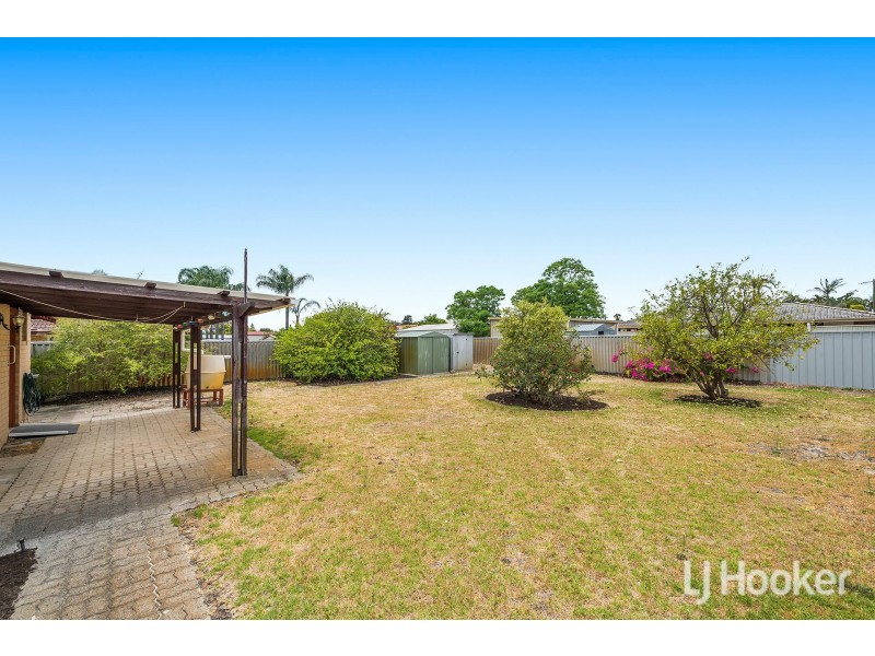 11 Chevalier Way, Thornlie WA 6108