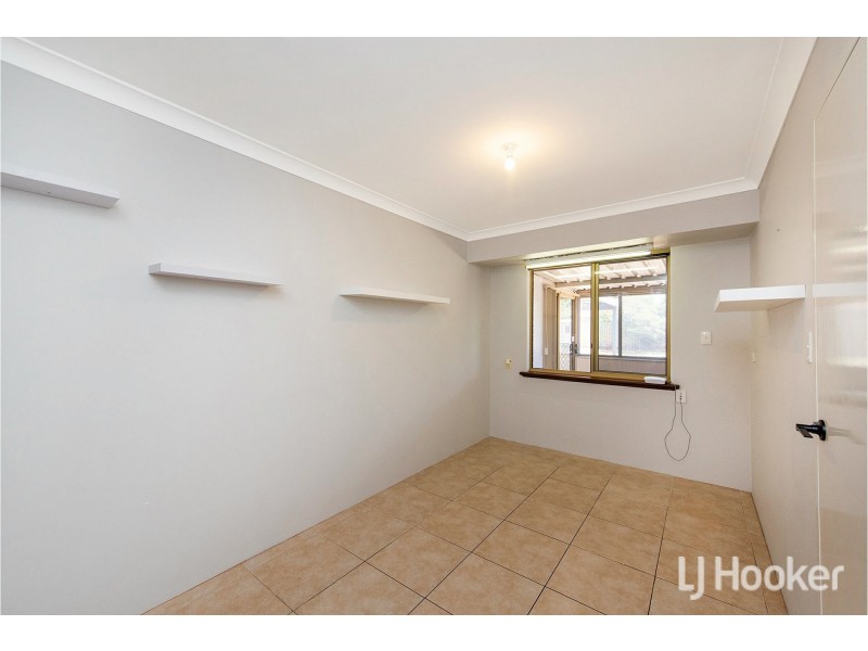 43 Kingsford Way, Huntingdale WA 6110