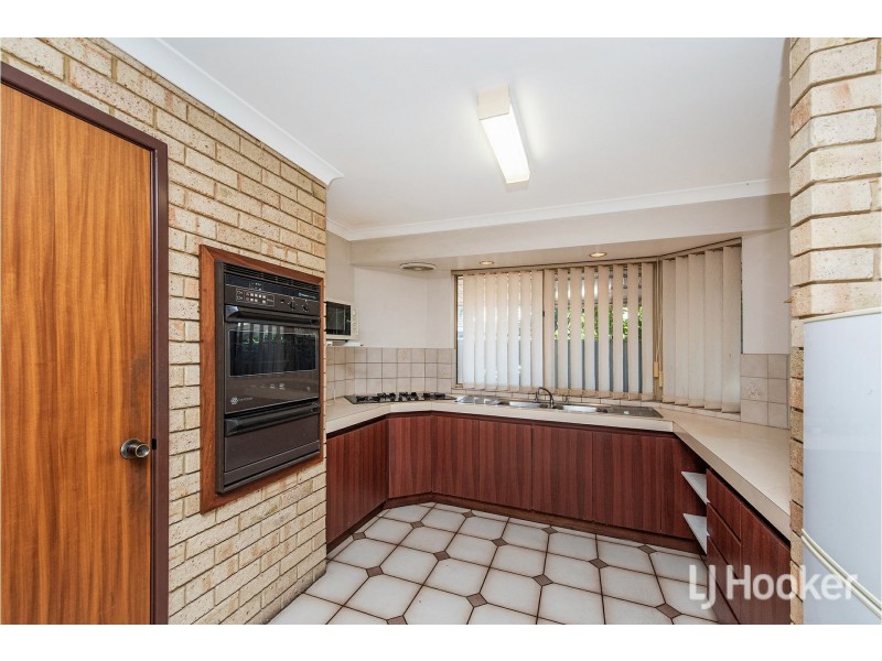 16 Geographe Way, Thornlie WA 6108