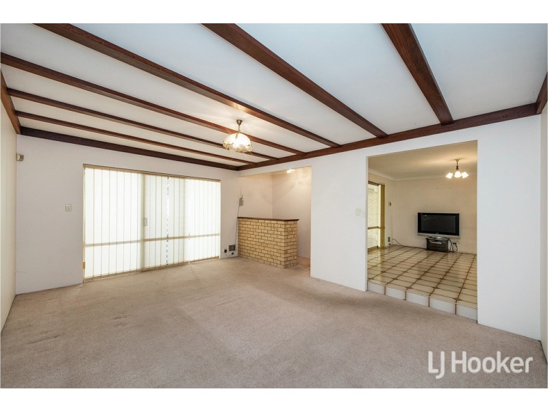 16 Geographe Way, Thornlie WA 6108