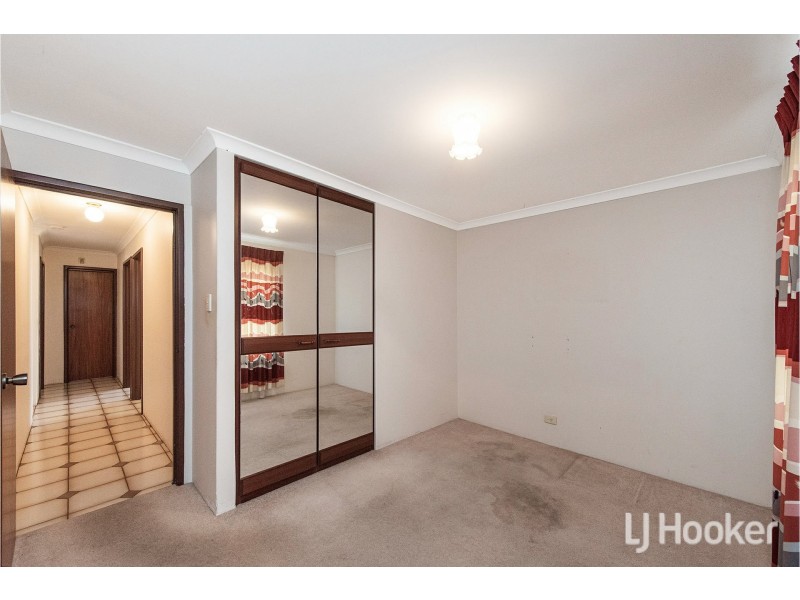 16 Geographe Way, Thornlie WA 6108