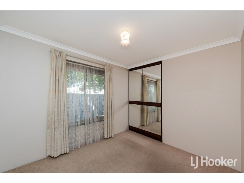 16 Geographe Way, Thornlie WA 6108