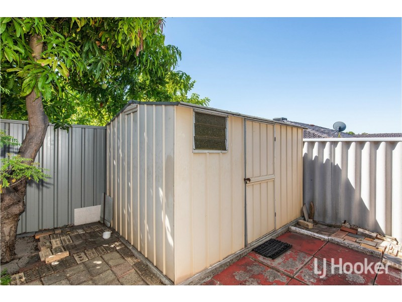16 Geographe Way, Thornlie WA 6108