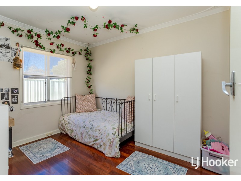 128 Owtram Road, Armadale WA 6112