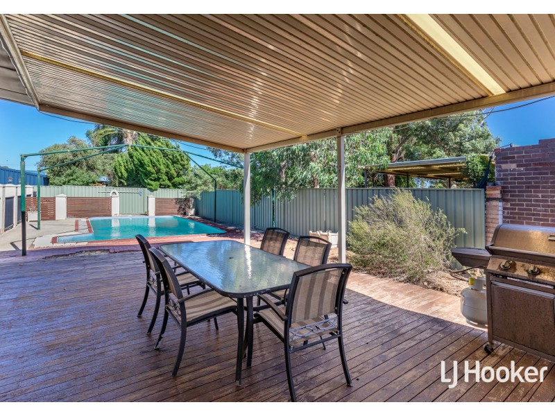 128 Owtram Road, Armadale WA 6112