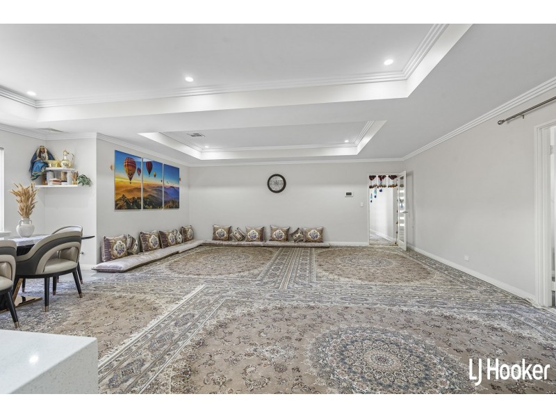 45 Spring Road, Thornlie WA 6108