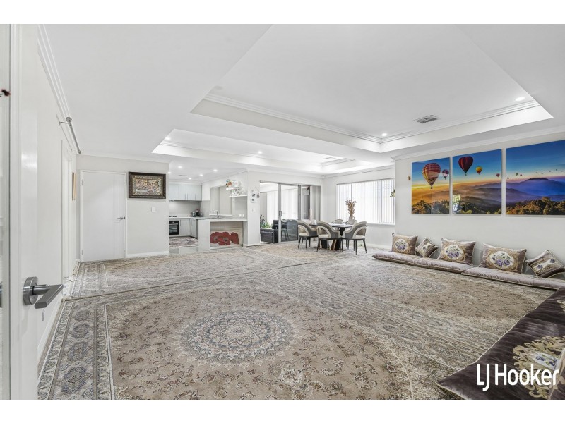 45 Spring Road, Thornlie WA 6108