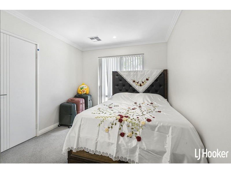 45 Spring Road, Thornlie WA 6108