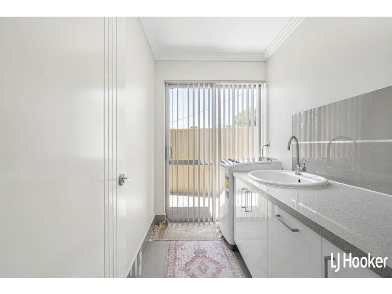 45 Spring Road, Thornlie WA 6108