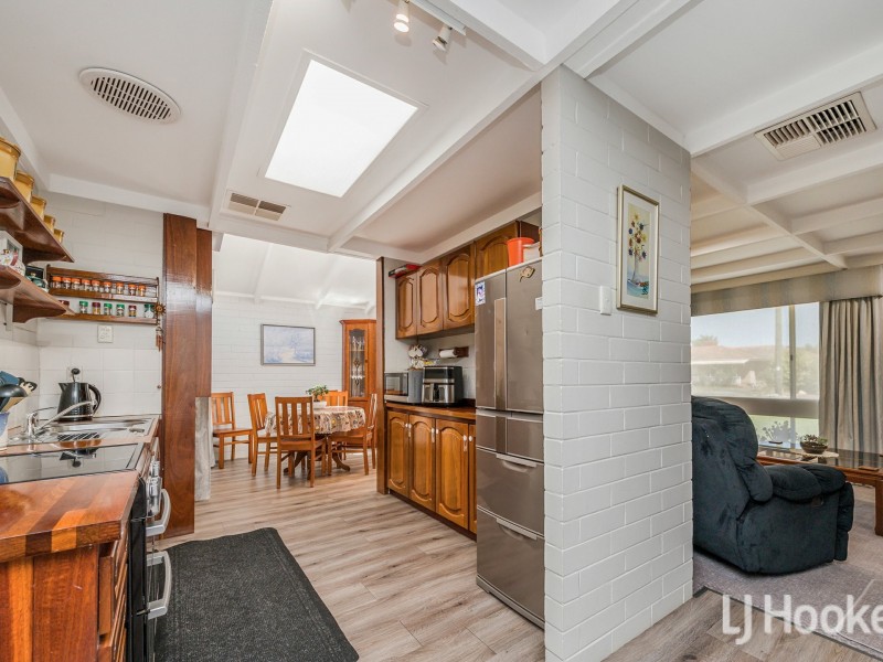 20 Currawong Way, Thornlie WA 6108