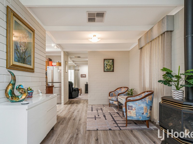 20 Currawong Way, Thornlie WA 6108