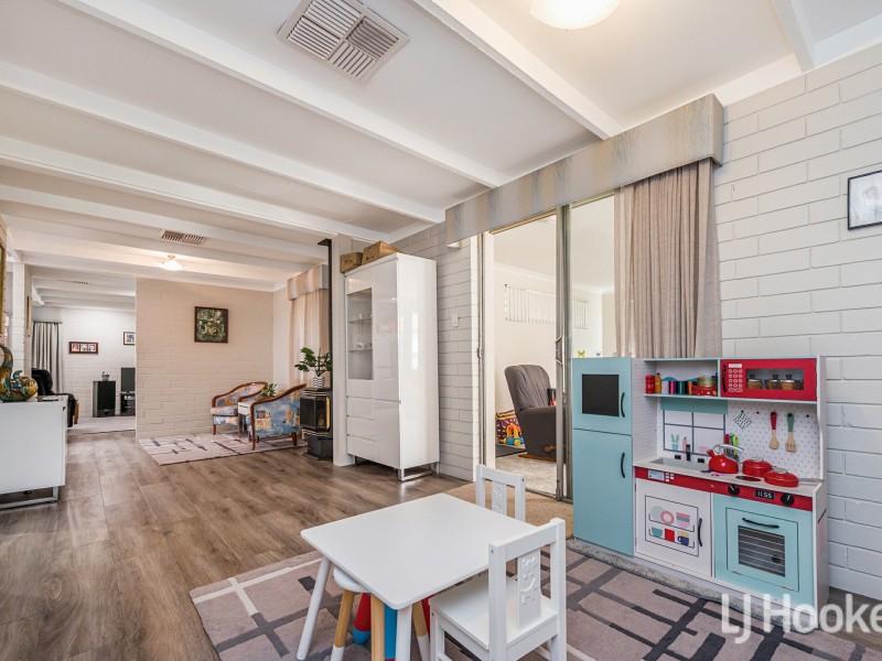 20 Currawong Way, Thornlie WA 6108