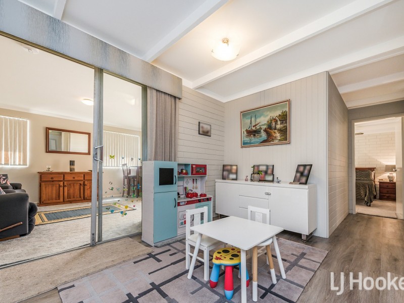 20 Currawong Way, Thornlie WA 6108