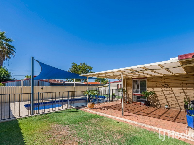 20 Currawong Way, Thornlie WA 6108