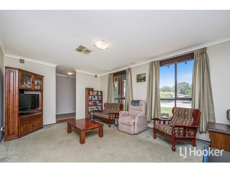 7 Exon Court, Camillo WA 6111