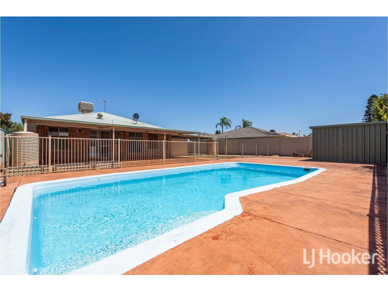 3 Rossell Place, Atwell WA 6164