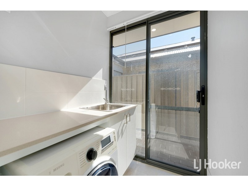 12 Paignton Avenue, Wellard WA 6170