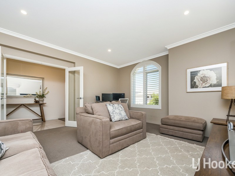 37 Drysdale Gardens, Wandi WA 6167
