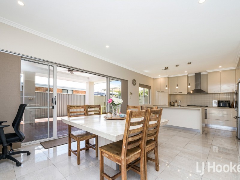 37 Drysdale Gardens, Wandi WA 6167