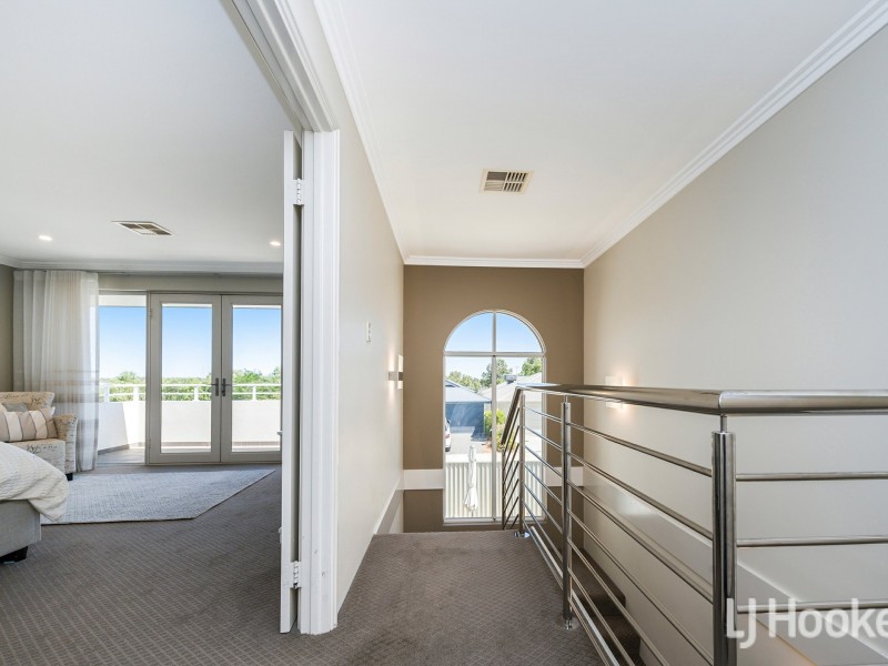 37 Drysdale Gardens, Wandi WA 6167