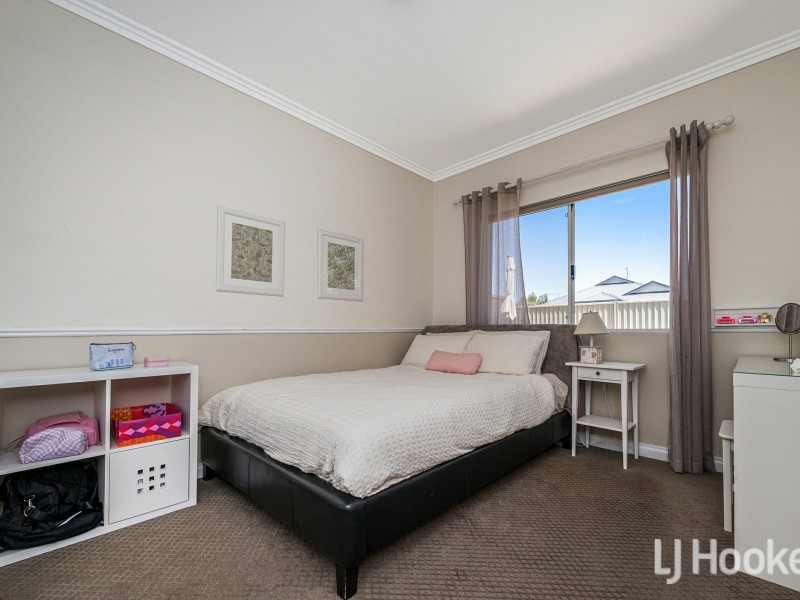 37 Drysdale Gardens, Wandi WA 6167
