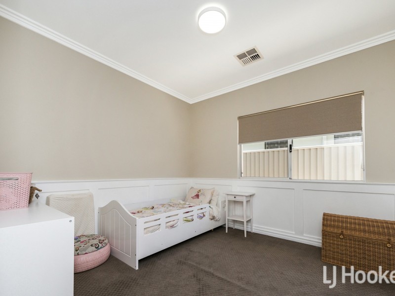 37 Drysdale Gardens, Wandi WA 6167