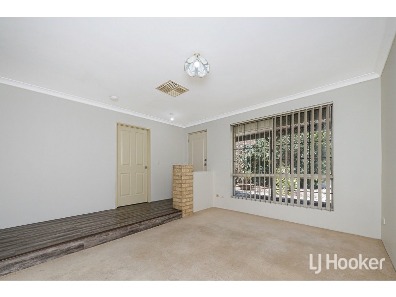 26 Bullfinch Street, Huntingdale WA 6110