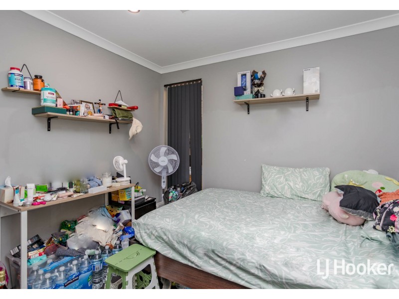 35 Fringed Way, Piara Waters WA 6112