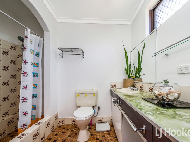 19 Merino Court, Thornlie WA 6108