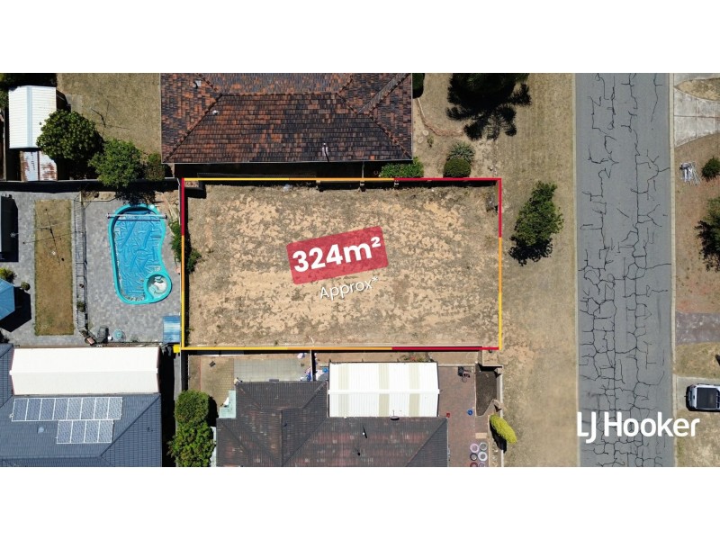 4 Parkside Drive, Thornlie WA 6108