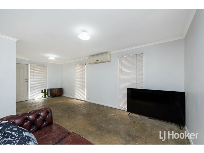 11 Ironcap Place, Armadale WA 6112