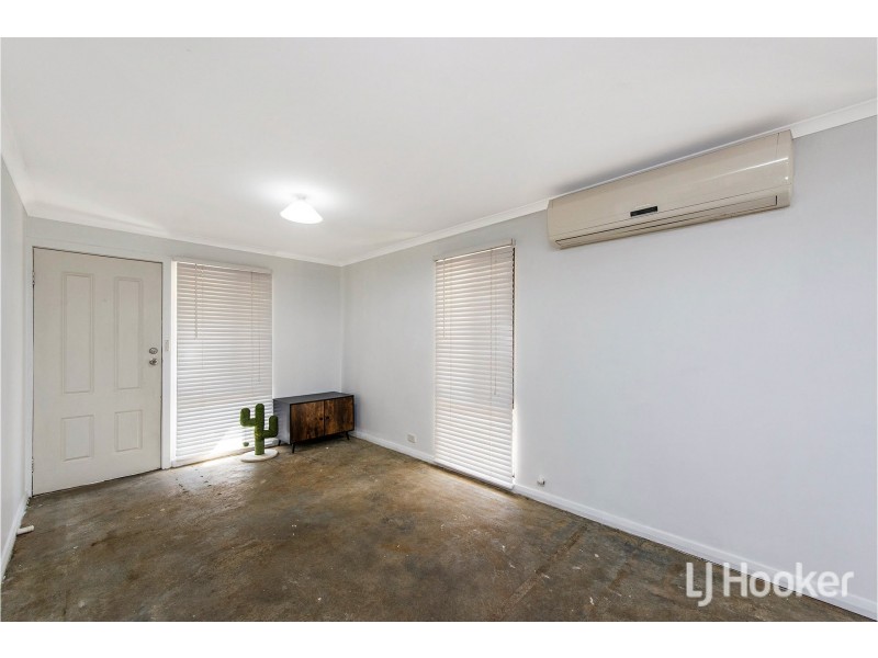 11 Ironcap Place, Armadale WA 6112