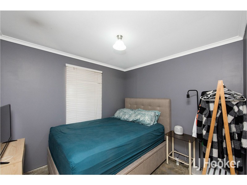 11 Ironcap Place, Armadale WA 6112