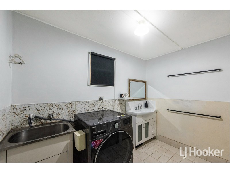 11 Ironcap Place, Armadale WA 6112