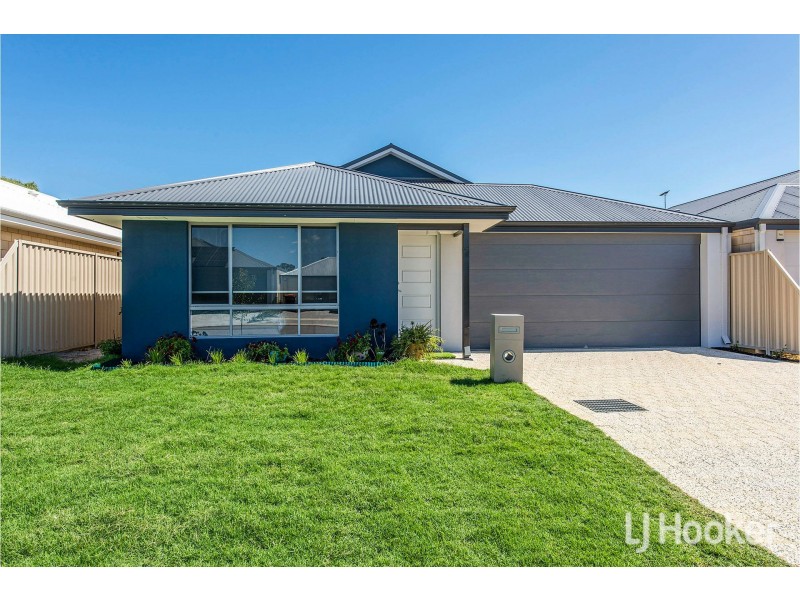 8 Pierrepoint Loop, Champion Lakes WA 6111