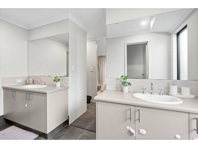 54 Gallon Way, Byford WA 6122