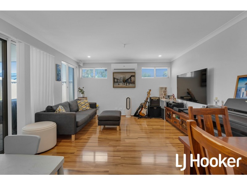 72 Dotterel Way, East Cannington WA 6107