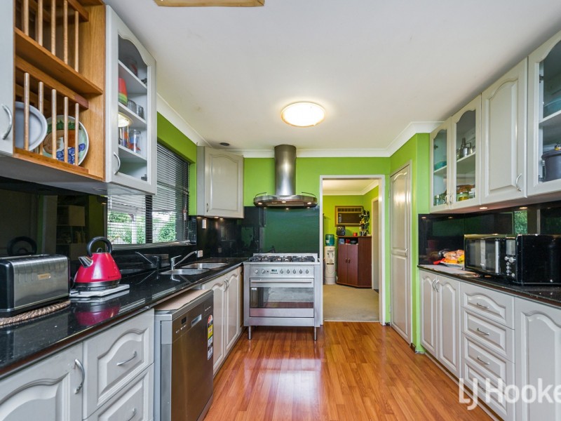 160 Berehaven Avenue, Thornlie WA 6108