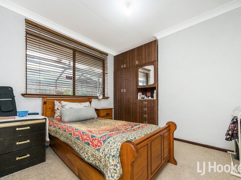 160 Berehaven Avenue, Thornlie WA 6108